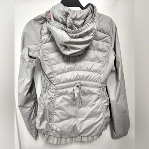 Lululemon spring fling puffer windbreaker